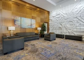 Best Western Premier Chateau Granville Hotel & Suites & Conference Centre 2