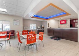 Red Roof Inn Johnstown 4