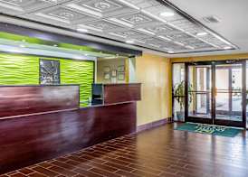 Quality Inn & Suites near Robins Air Force Base 4