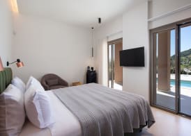 Reveli Suites 5
