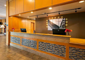 Best Western Plus Silverdale Beach Hotel 4