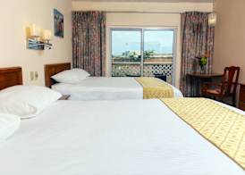 Grafton Beach Resort 5
