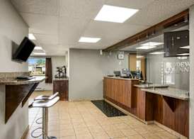 Rodeway Inn & Suites Grand Rapids Southeast 4