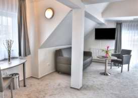 Fast Lane Hotel 3