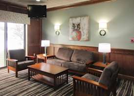 Clarion Inn & Suites Cortland - University Area 2