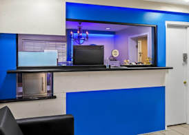Days Inn by Wyndham Houston East 4