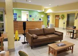 Microtel Inn & Suites by Wyndham Delphos 3