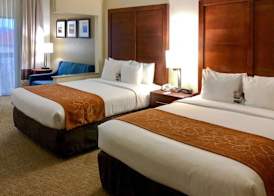 Vista Suites Near Island and Leconte Convention Center 4