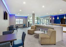 Microtel Inn & Suites by Wyndham Manchester 4