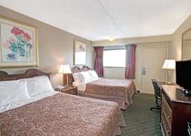Super 8 by Wyndham Shelby 5