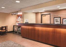 Hampton Inn Des Moines-Airport 4