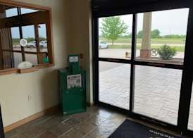 Super 8 by Wyndham Perryville 2