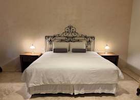 Art 64 Guest House - Adults Only 3