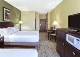 Country Inn & Suites by Radisson, Benton Harbor-St. Joseph, MI 3