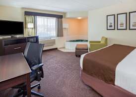 AmericInn by Wyndham Rhinelander 3