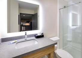 Candlewood Suites DFW WEST - HURST by IHG 5