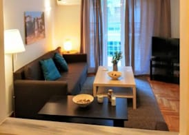 Comfortable apartment in Acropolis 4