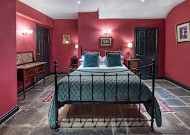 Guy Fawkes Inn 4