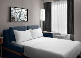 Courtyard by Marriott Pittsburgh University Center 5