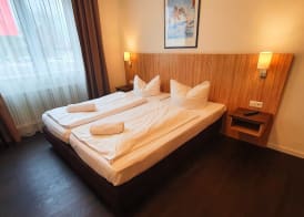 Sport Hotel Kenzingen inklusive Schwimmbad, Sauna und Frühstück nähe Europa-Park 5
