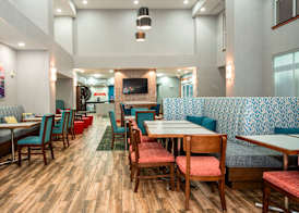 Hampton Inn & Suites Fort Worth-West-I-30 2