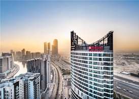 Hilton Garden Inn Dubai Business Bay 2