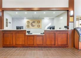 Comfort Suites Downtown 3