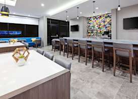 SpringHill Suites by Marriott Escondido Downtown 5
