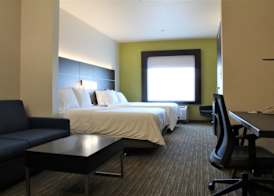 Holiday Inn Express & Suites NAPA VALLEY-AMERICAN CANYON by IHG 3