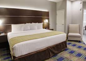 Days Inn & Suites by Wyndham Port Arthur 4
