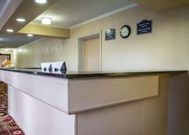Rodeway Inn & Suites Plymouth Hwy 64 2