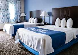 Econo Lodge 4