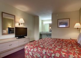 Key West Inn - Montgomery 5