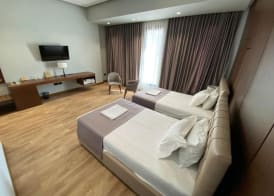 Portik Hotel 3