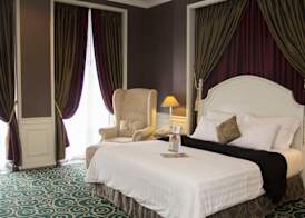 GH Universal Hotel Bandung 5