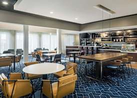 Courtyard by Marriott Phoenix North 4