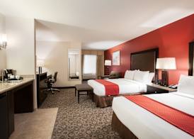 Holiday Inn OCEANSIDE CAMP PENDLETON AREA by IHG 2