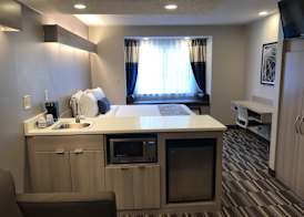 Microtel Inn & Suites by Wyndham Atlanta Buckhead Area 3