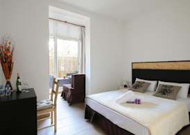 Hostal Balkonis 5