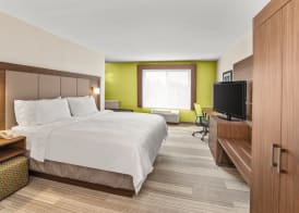 Holiday Inn Express & Suites TACOMA by IHG 5