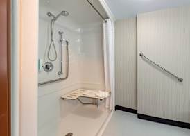 Quality Inn 5