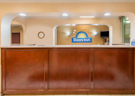 Days Inn by Wyndham Shorter 2