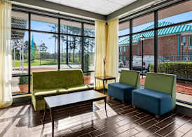 Days Inn by Wyndham Petersburg/South Fort Lee 4