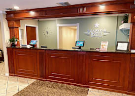 Roadstar Hotel Zephyrhills 2
