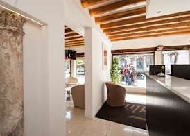Leone Hotel 3