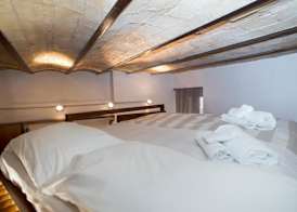 Trevi Fountain - Lovely Loft Apartment 3