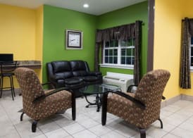 Microtel Inn by Wyndham Rogers 2