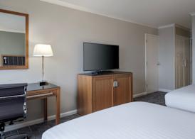 Delta Hotels by Marriott Swansea 4