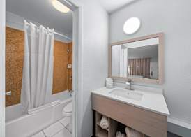 Suburban Studios Daytona Beach - Speedway 2