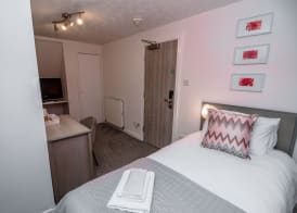 Bentley Hotel 2
